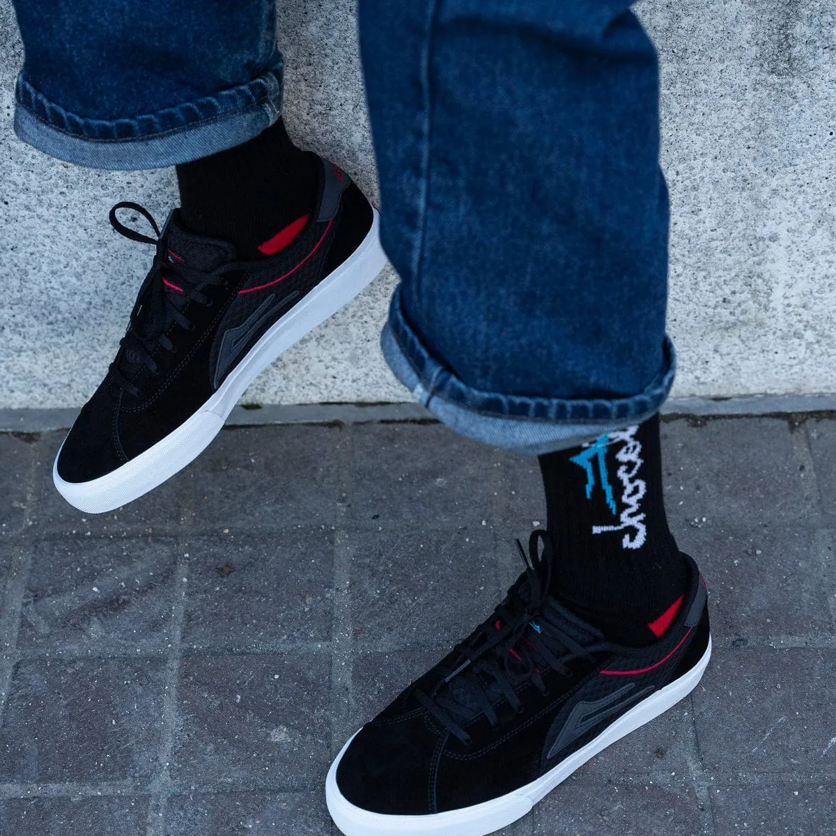 Flaco II Black/red Suede